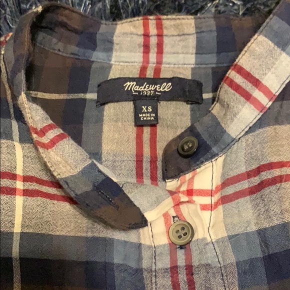 Madewell thin, flannel top w/ side slits - Picture 3 of 7